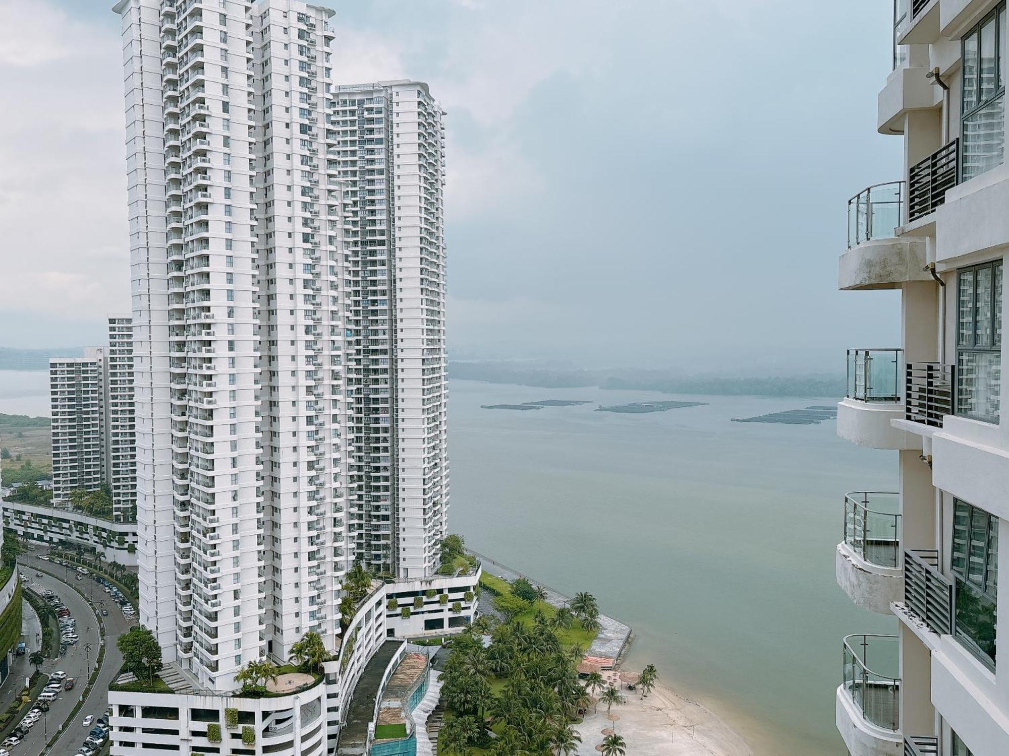 Seafront Country Garden Danga Bay By Lions Bay Apartment Johor Bahru Phòng bức ảnh