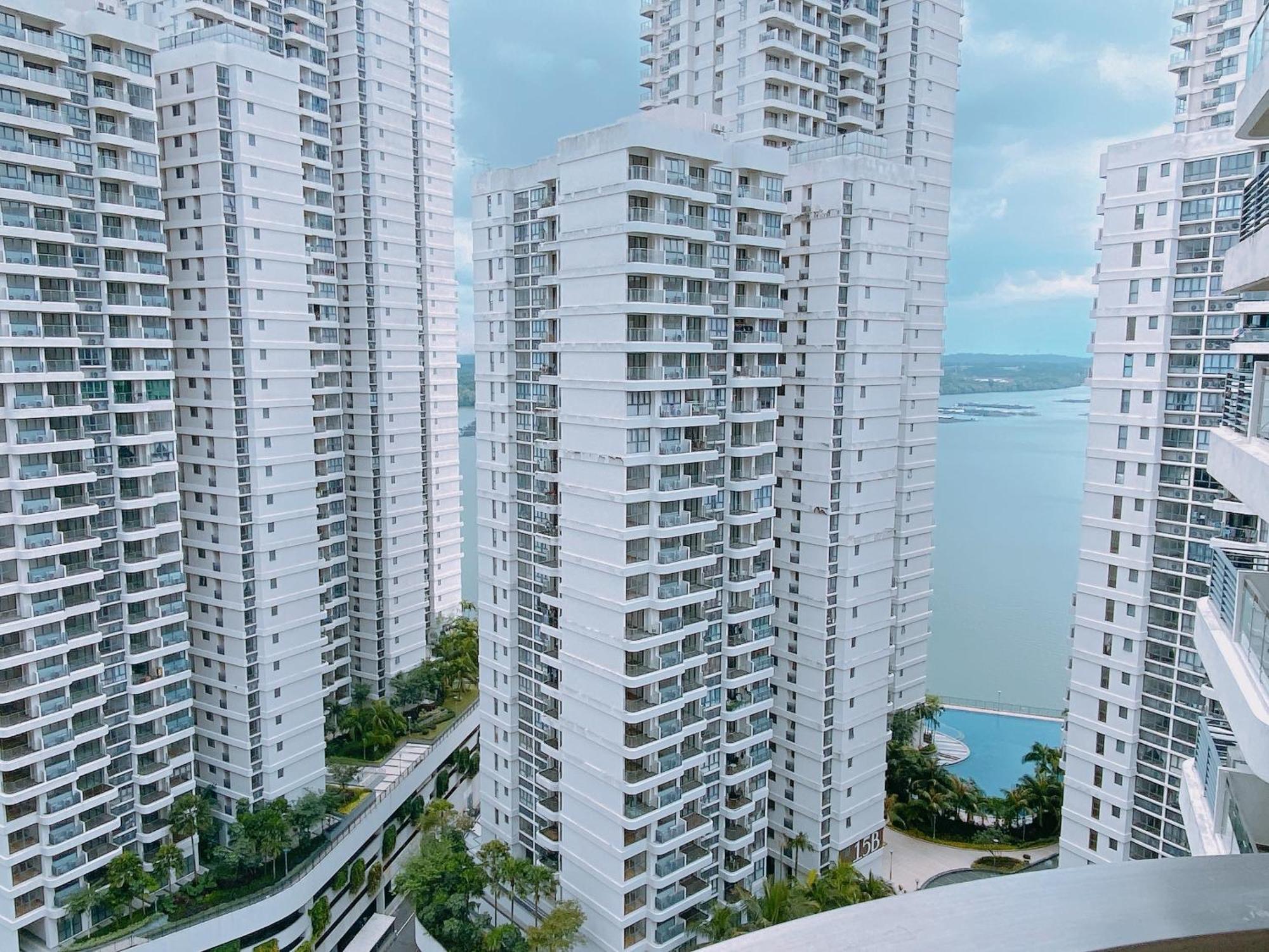 Seafront Country Garden Danga Bay By Lions Bay Apartment Johor Bahru Phòng bức ảnh
